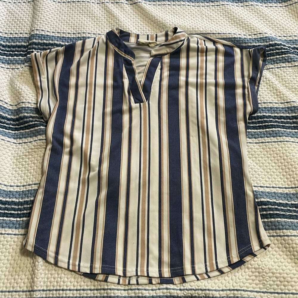 Cute polyester/spandex top